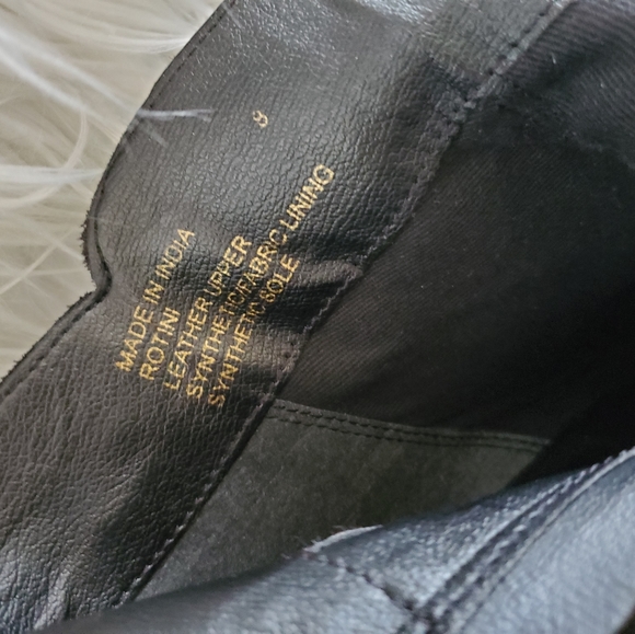 Kenneth Cole Reaction ooties - Picture 7 of 7